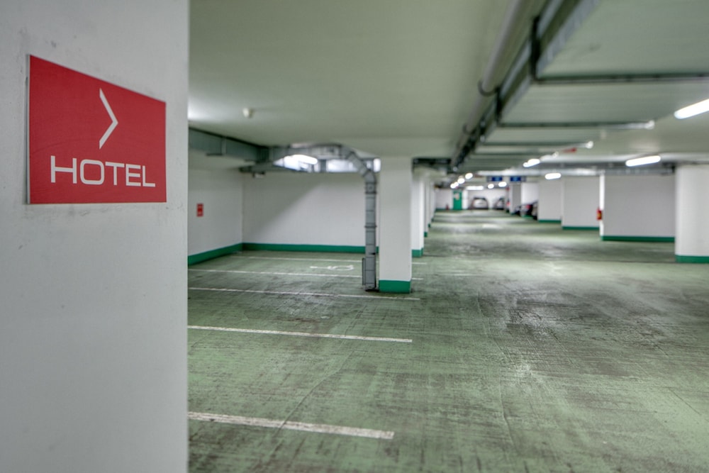 Amedia Express Prag, Trademark Collection by Wyndham — Hotel building in Prague, Prague
