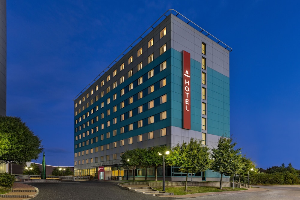 Amedia Express Prag, Trademark Collection by Wyndham — Main photo in Prague, Prague