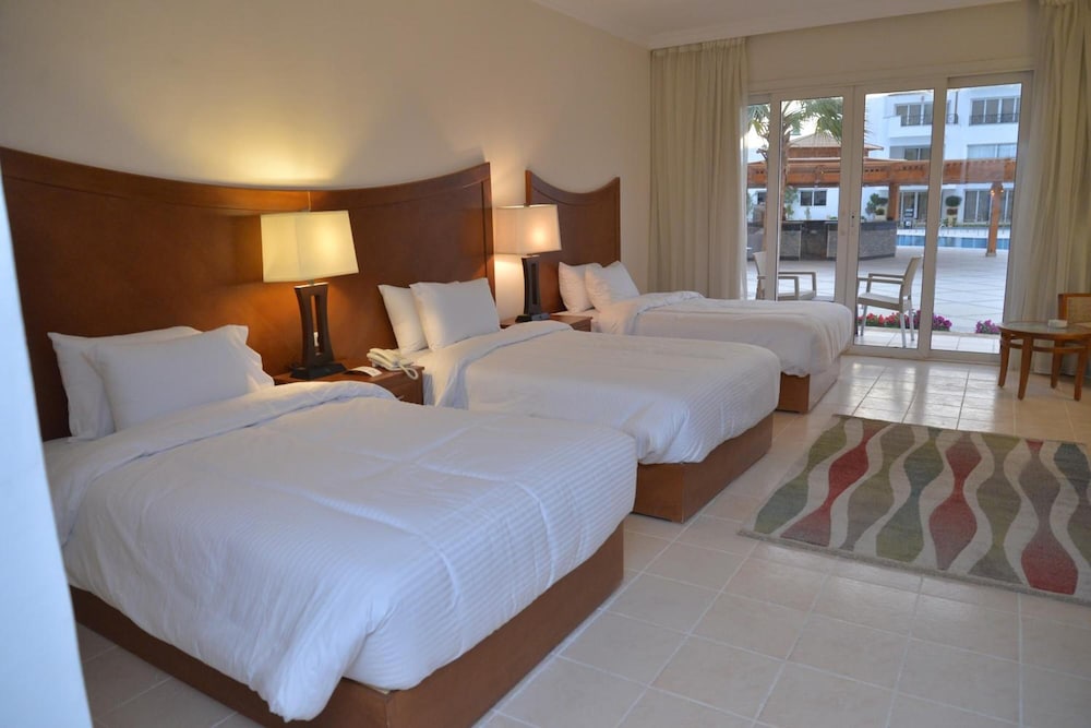 Old Vic Sharm Resort — Hotel rooms in Sharm El Sheikh, Red Sea