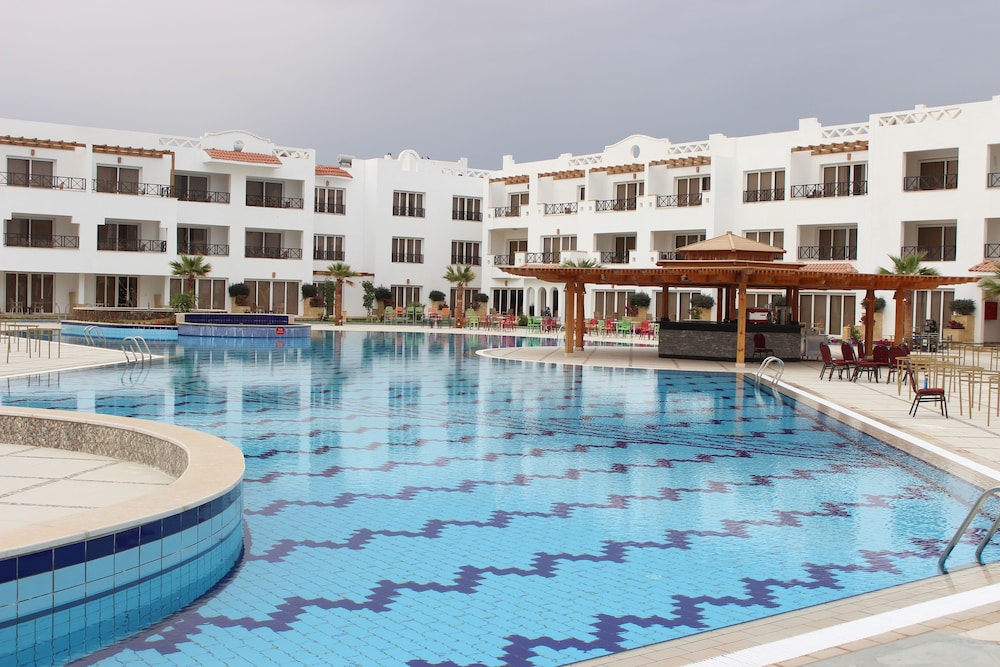 Old Vic Sharm Resort — Swimming pool in Sharm El Sheikh, Red Sea