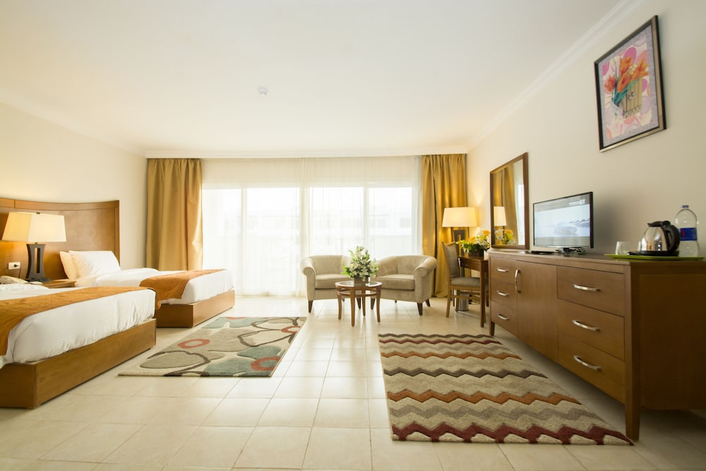 Old Vic Sharm Resort — Hotel rooms in Sharm El Sheikh, Red Sea