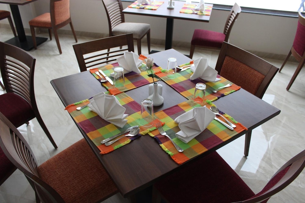 Old Vic Sharm Resort — Restaurant & bars in Sharm El Sheikh, Red Sea