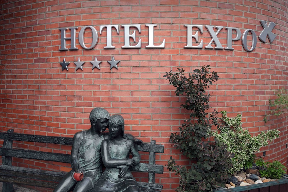 Hotel Expo - zdjęcie 2