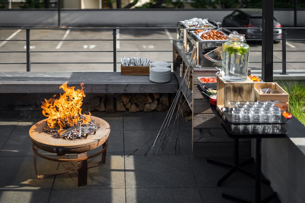 Comfort Hotel Prague City East — Restaurant & bars in Prague, Prague