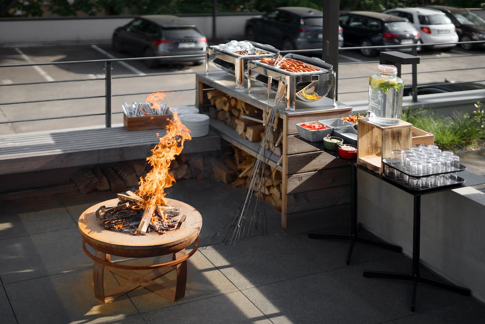 Comfort Hotel Prague City East — Restaurant & bars in Prague, Prague