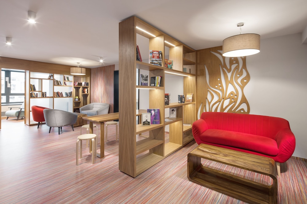 Comfort Hotel Prague City East — Hotel building in Prague, Prague