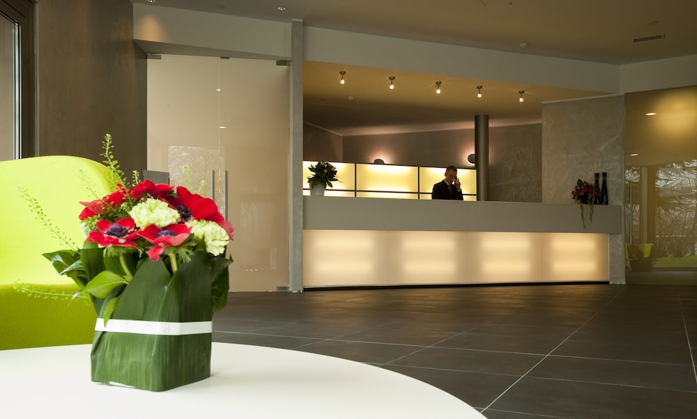 Best Western Plus The Hub Hotel — Hotel building in Milan, Lombardy