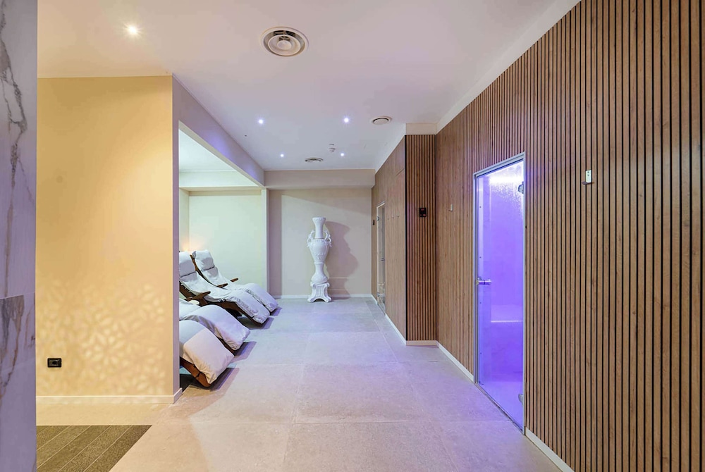 Best Western Plus The Hub Hotel — Spa in Milan, Lombardy
