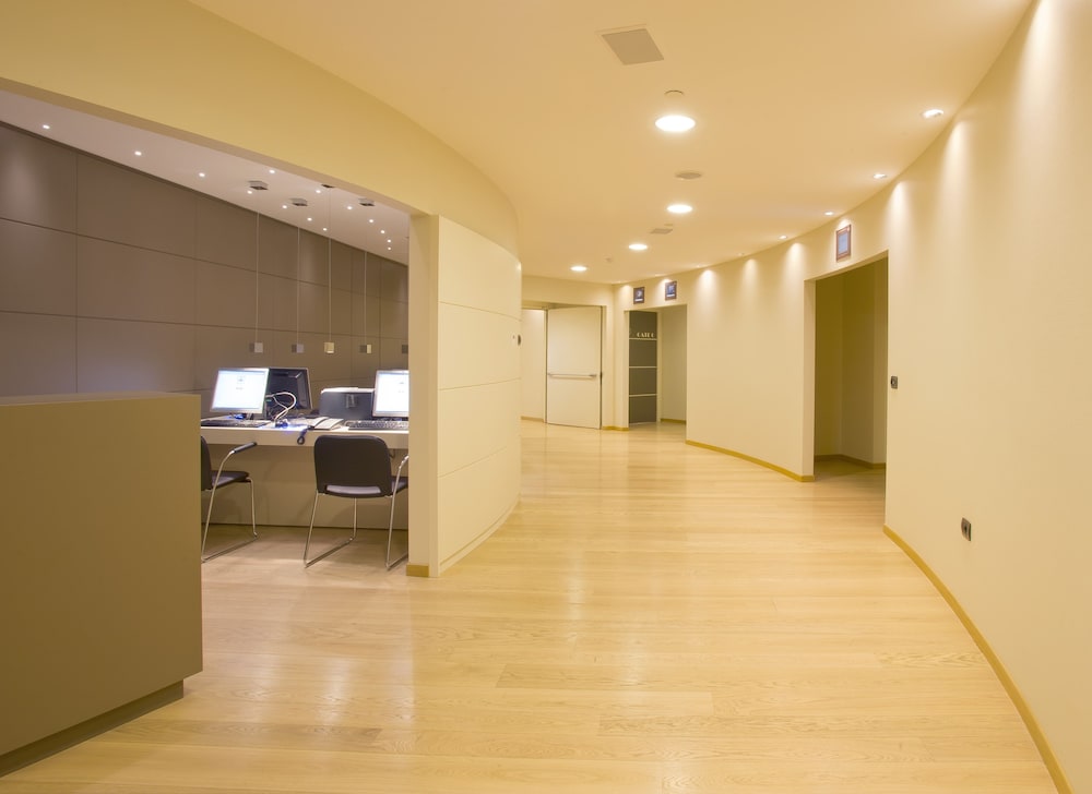 Best Western Plus The Hub Hotel — Hotel building in Milan, Lombardy