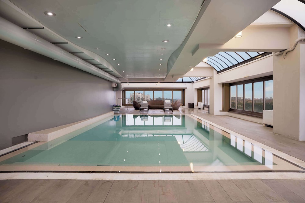 Best Western Plus The Hub Hotel — Swimming pool in Milan, Lombardy
