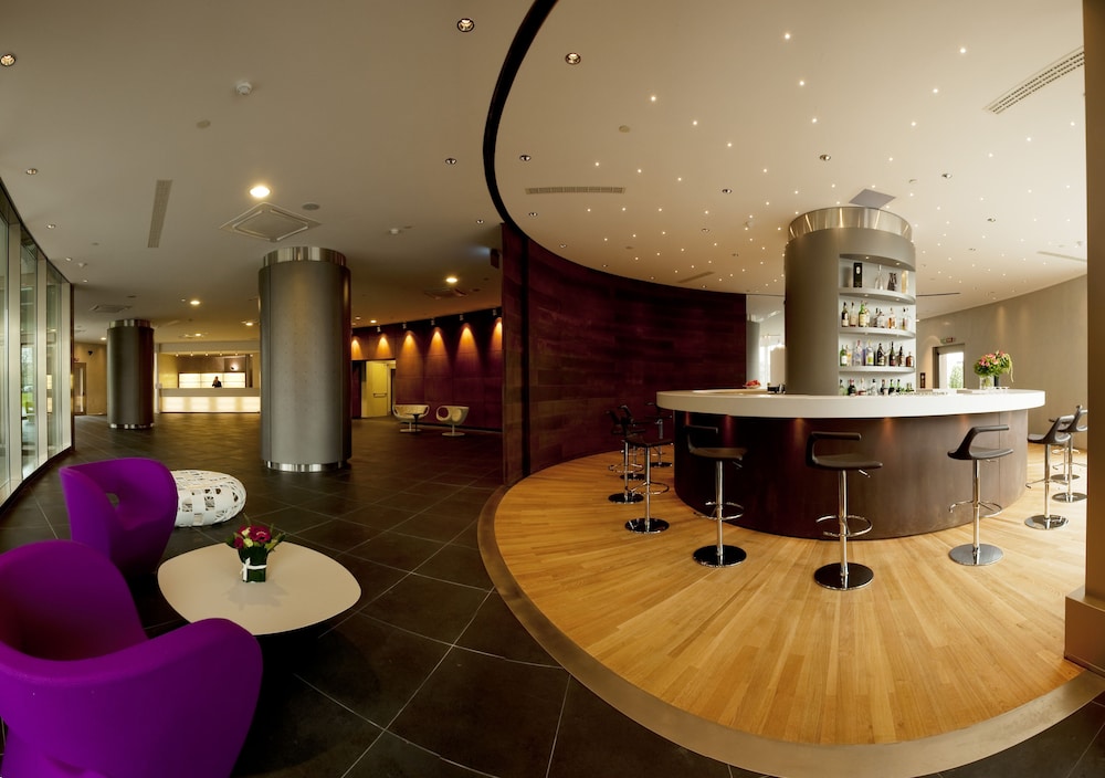 Best Western Plus The Hub Hotel — Restaurant & bars in Milan, Lombardy