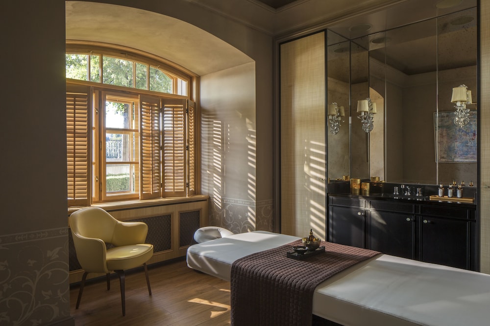 Four Seasons Hotel Prague — Spa in Prague, Prague