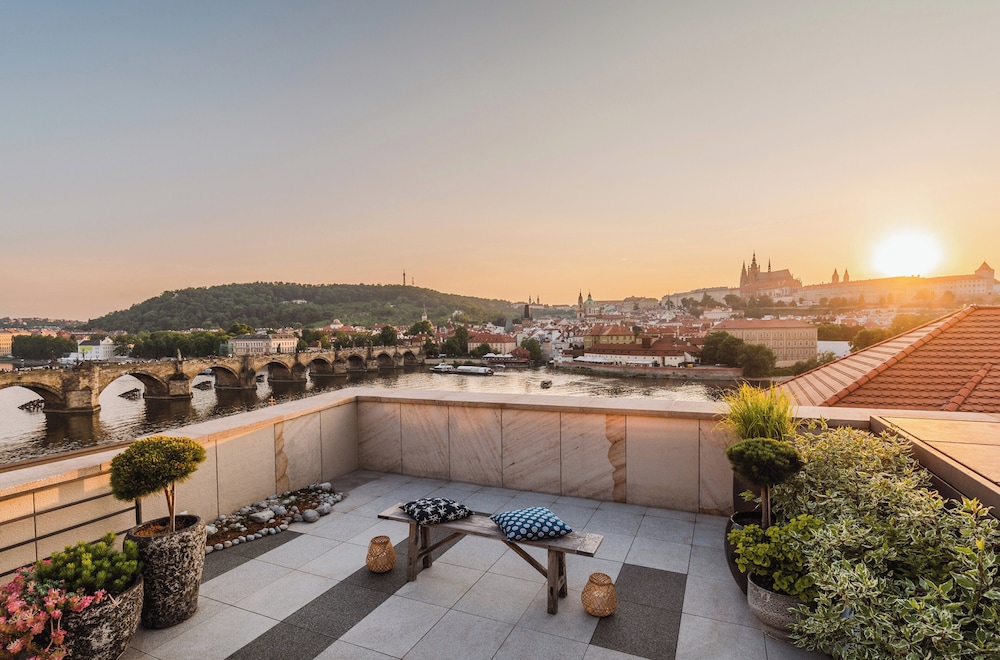 Four Seasons Hotel Prague - zdjęcie 3