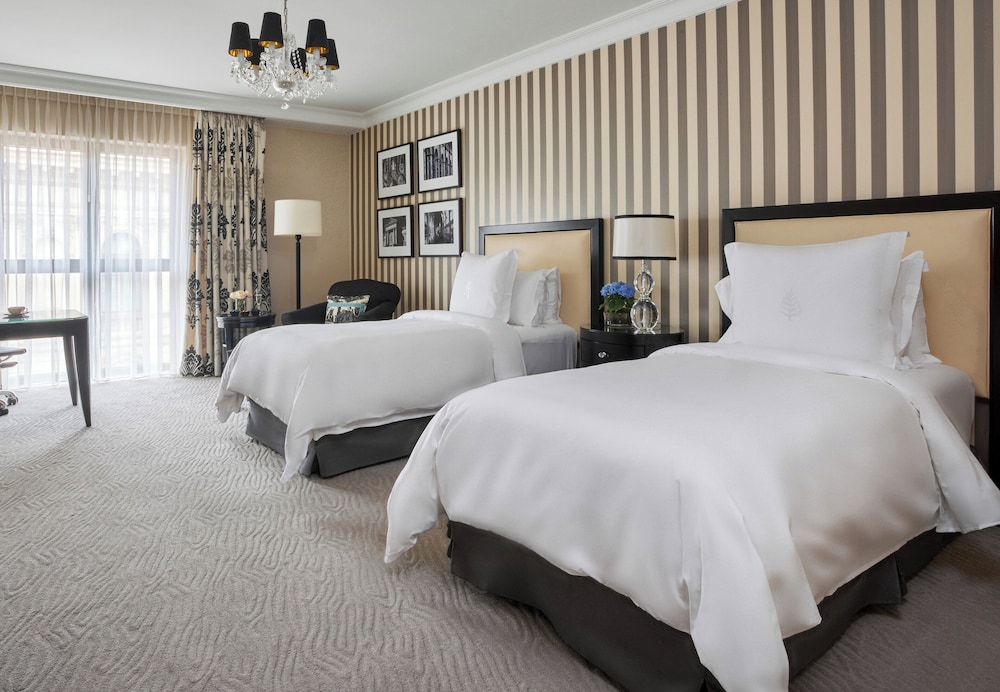 Four Seasons Hotel Prague — Hotel rooms in Prague, Prague