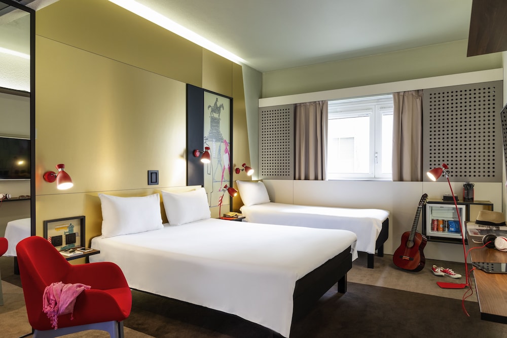 ibis Milano Centro — Hotel rooms in Milan, Lombardy