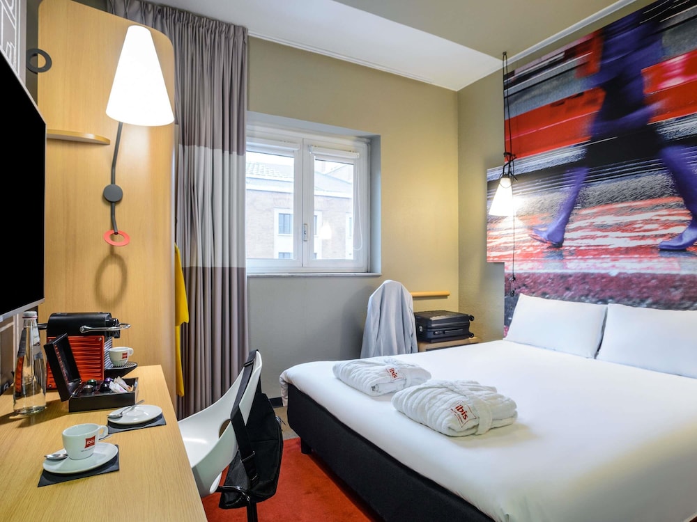 ibis Milano Centro — Hotel rooms in Milan, Lombardy