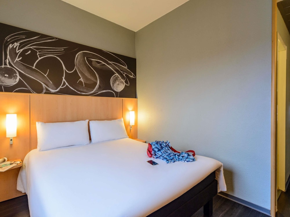 ibis Milano Centro — Hotel rooms in Milan, Lombardy