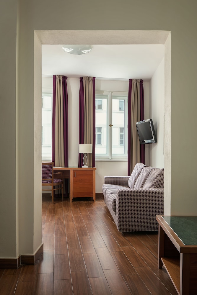 Hotel Galileo Prague — Hotel rooms in Prague, Prague