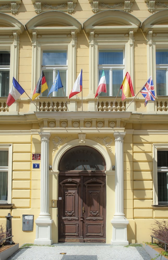 Hotel Galileo Prague — Hotel building in Prague, Prague