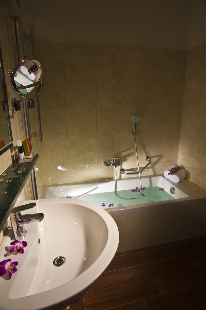Hotel Galileo Prague — Hotel rooms in Prague, Prague