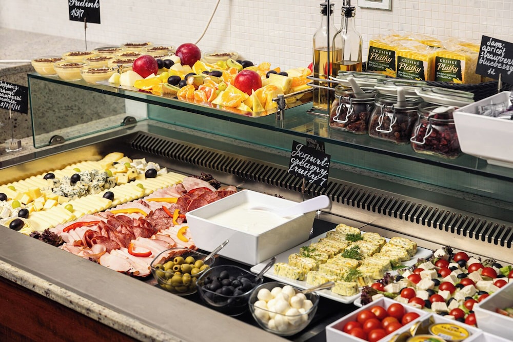 Hotel Galileo Prague — Restaurant & bars in Prague, Prague