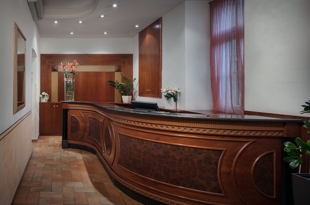 Hotel Galileo Prague — Hotel building in Prague, Prague