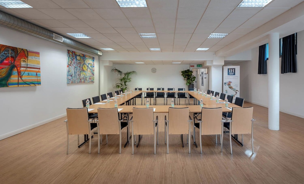 iH Hotels Milano Gioia — Hotel building in Milan, Lombardy
