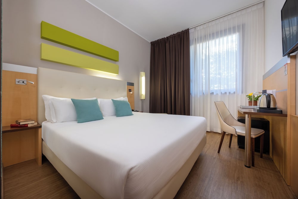 iH Hotels Milano Gioia — Hotel rooms in Milan, Lombardy
