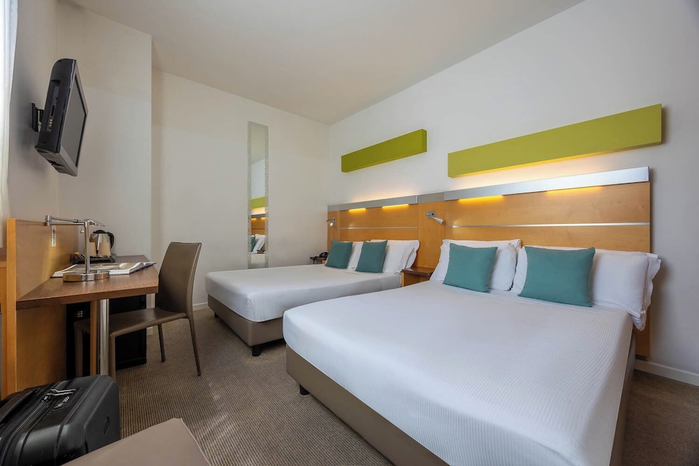 iH Hotels Milano Gioia — Hotel rooms in Milan, Lombardy
