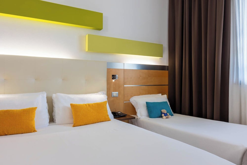 iH Hotels Milano Gioia — Hotel rooms in Milan, Lombardy