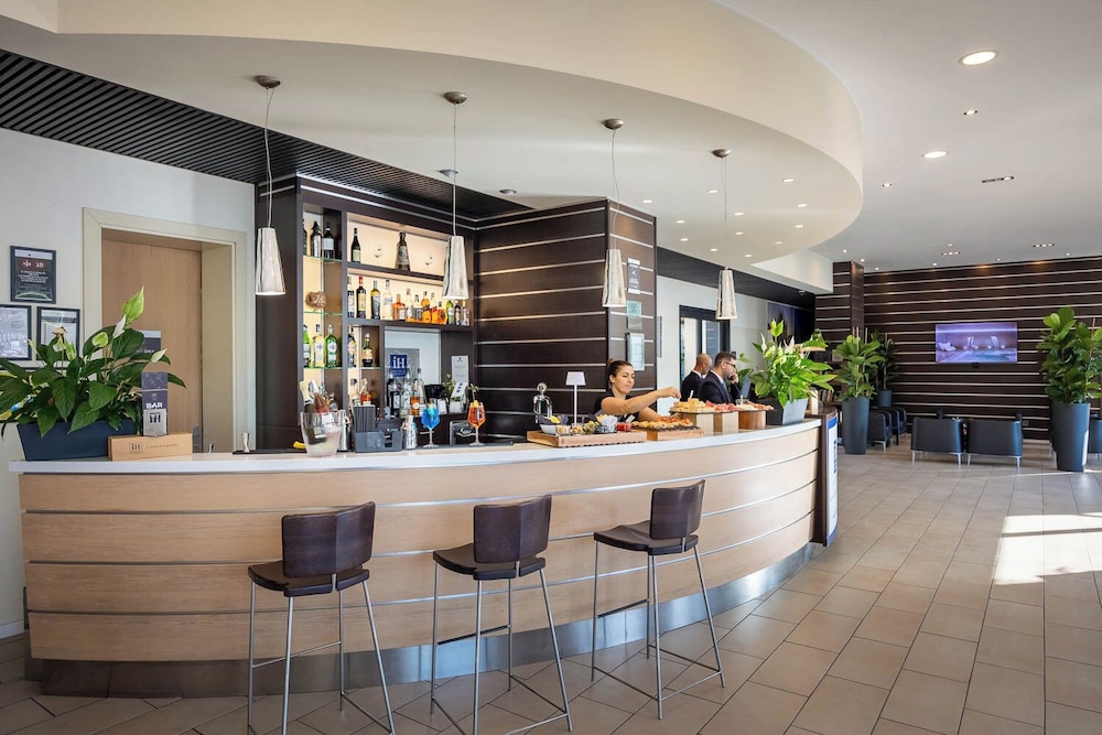 iH Hotels Milano Gioia — Restaurant & bars in Milan, Lombardy