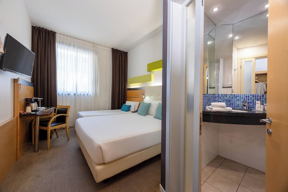 iH Hotels Milano Gioia — Hotel rooms in Milan, Lombardy