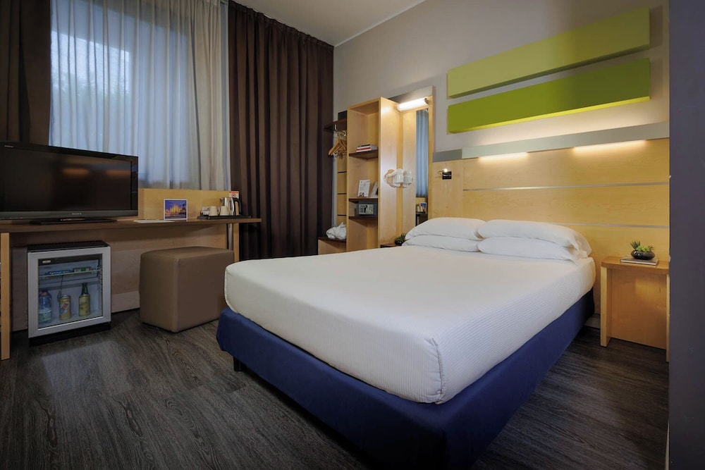 iH Hotels Milano Gioia — Hotel rooms in Milan, Lombardy