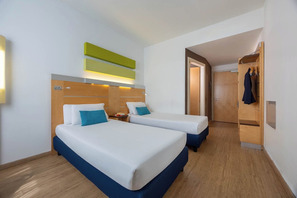 iH Hotels Milano Gioia — Hotel rooms in Milan, Lombardy