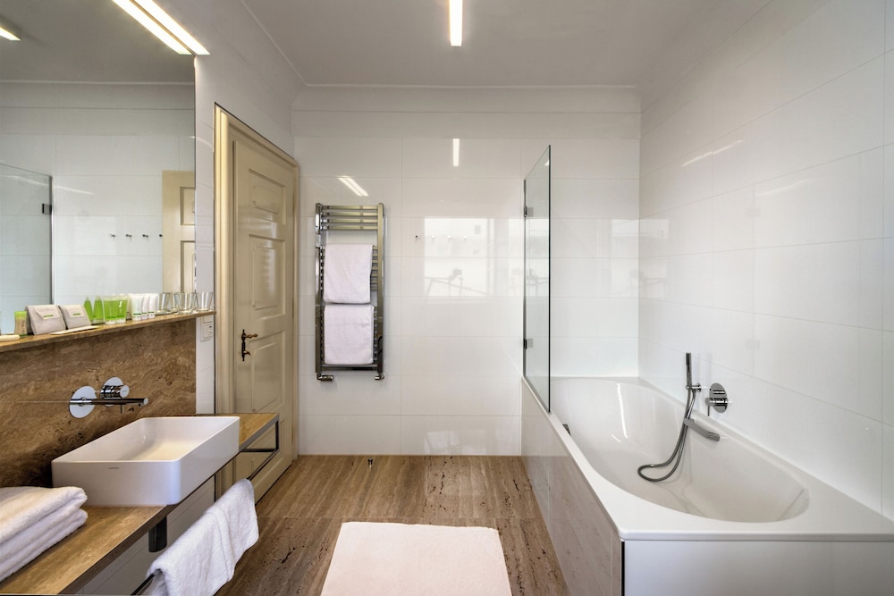 Hotel Golden Star — Hotel rooms in Prague, Prague