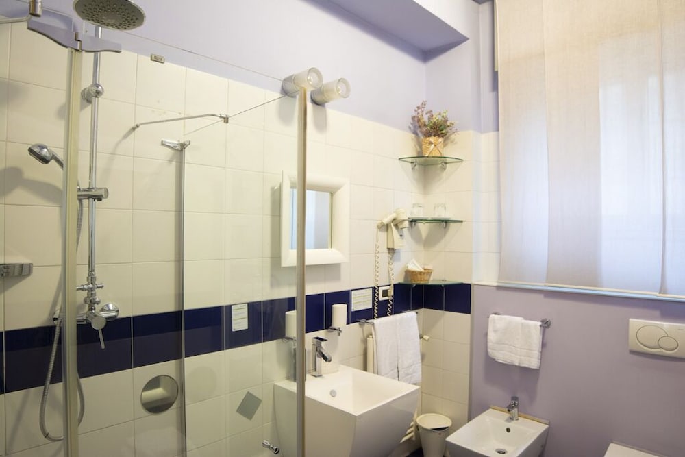 eco Hotel Milano & BioRiso Restaurant — Hotel rooms in Milan, Lombardy