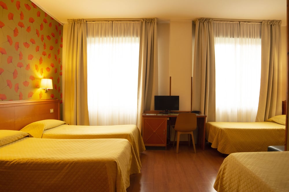 eco Hotel Milano & BioRiso Restaurant — Hotel rooms in Milan, Lombardy