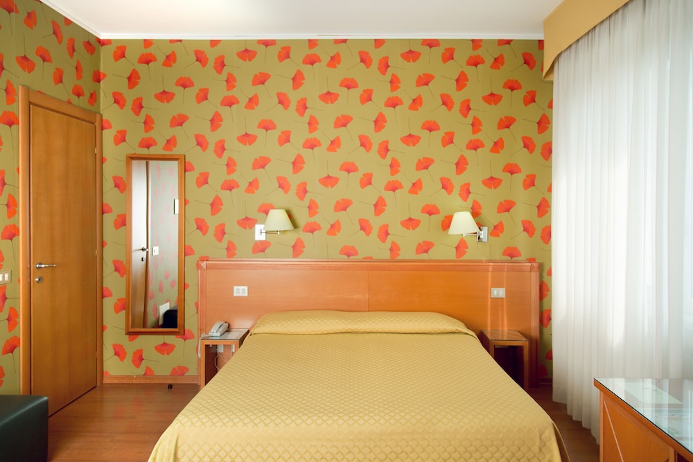eco Hotel Milano & BioRiso Restaurant — Hotel rooms in Milan, Lombardy