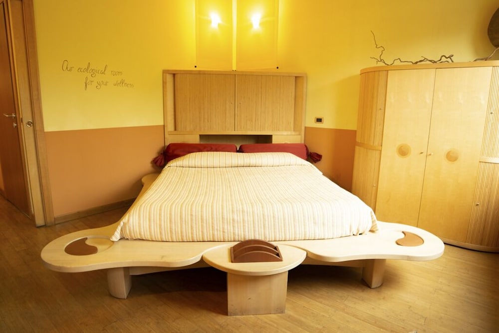 eco Hotel Milano & BioRiso Restaurant — Hotel rooms in Milan, Lombardy