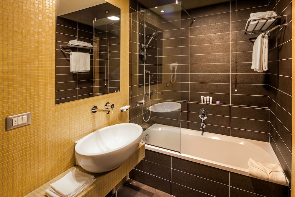 Hotel Da Vinci — Hotel rooms in Milan, Lombardy