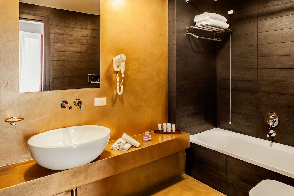 Hotel Da Vinci — Hotel rooms in Milan, Lombardy