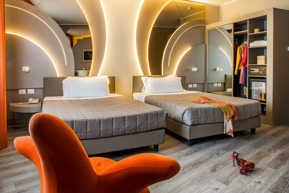 Hotel Da Vinci — Hotel rooms in Milan, Lombardy