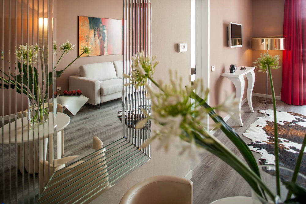 Hotel Da Vinci — Hotel rooms in Milan, Lombardy