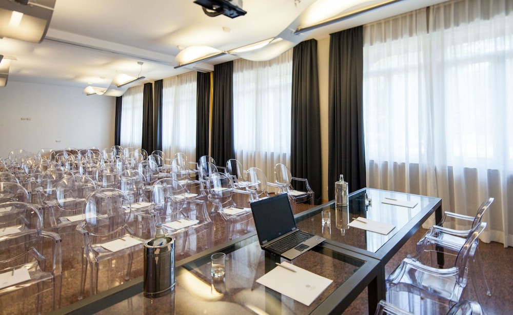 Hotel Da Vinci — Hotel building in Milan, Lombardy