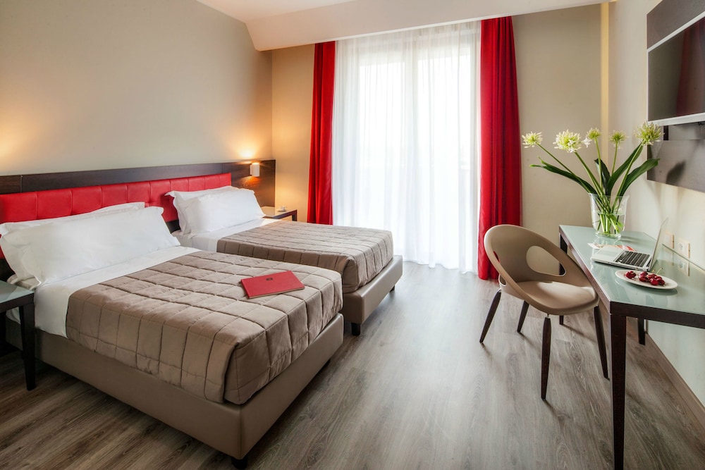 Hotel Da Vinci — Hotel rooms in Milan, Lombardy