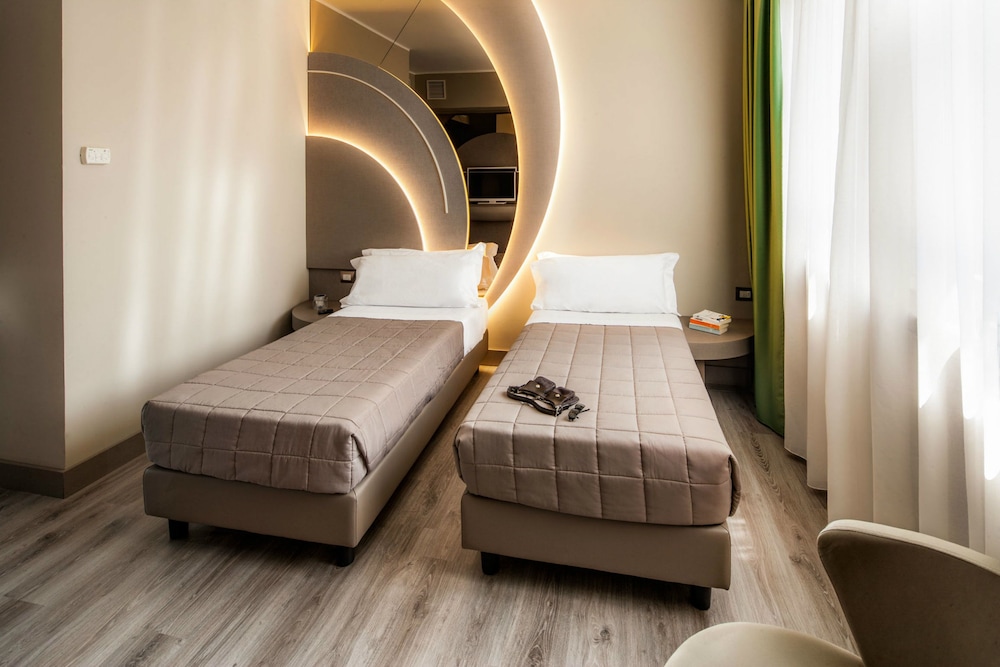 Hotel Da Vinci — Hotel rooms in Milan, Lombardy