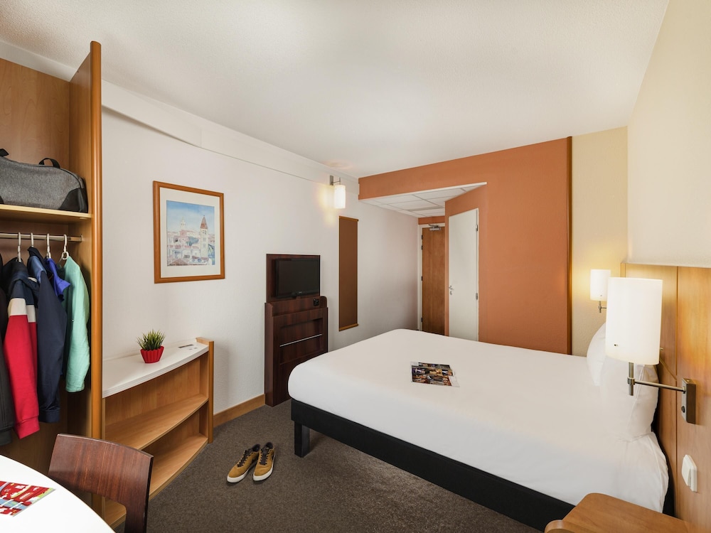 Ibis Praha Mala Strana — Hotel rooms in Prague, Prague