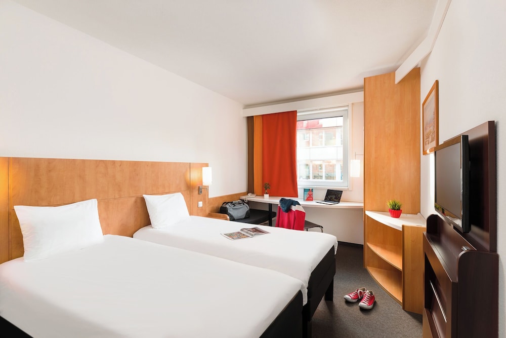 Ibis Praha Mala Strana — Hotel rooms in Prague, Prague