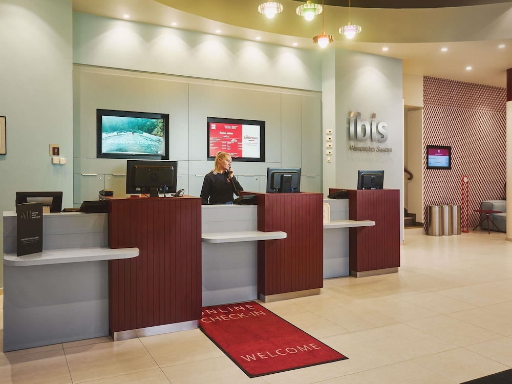 ibis Praha Wenceslas Square — Hotel building in Prague, Prague