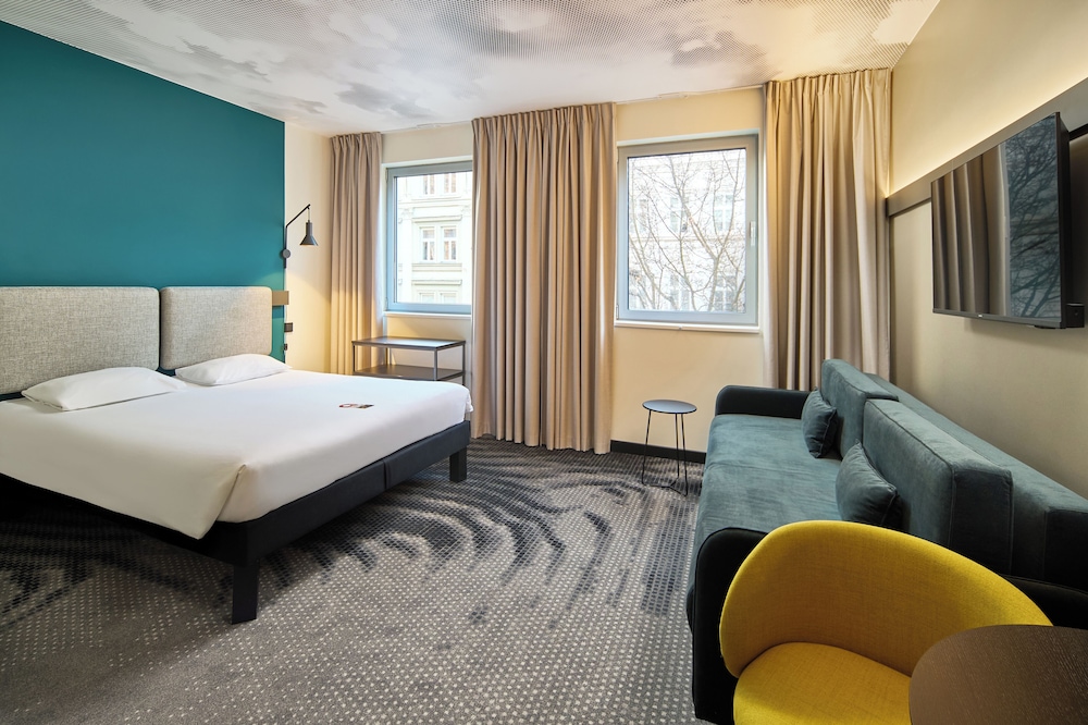 ibis Praha Wenceslas Square — Hotel rooms in Prague, Prague